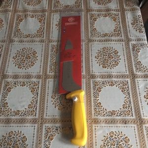 Mundial 7” Offset Sandwich Knife